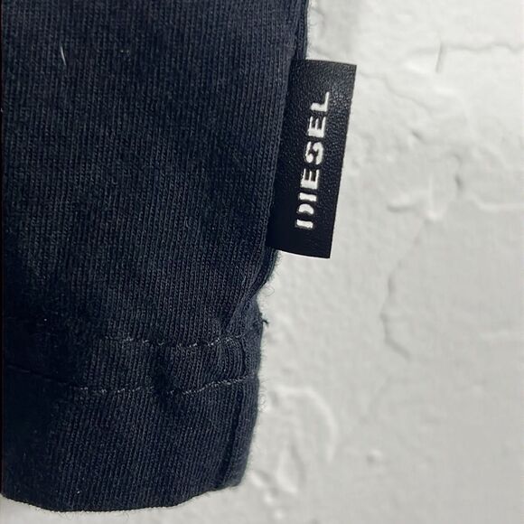 🔥🔥 DIESEL Brand EMBROIDERED Y2K Black Designer T-SHIRT - RARE - Men Sz Lg - GU - Picture 8 of 11
